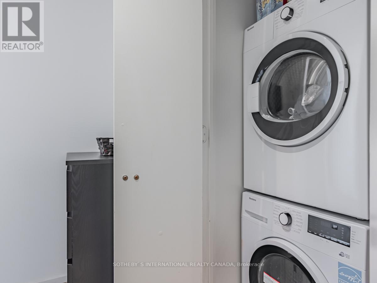 3204 - 101 Charles Street E, Toronto, Ontario  M4Y 1V2 - Photo 26 - C12095010