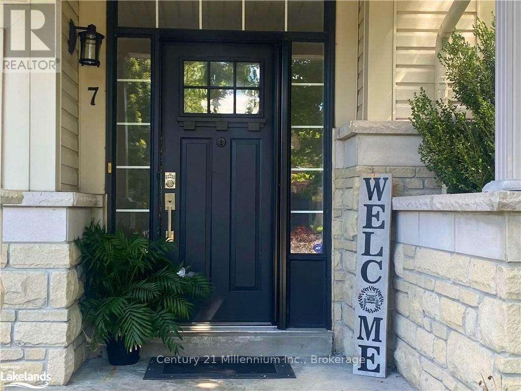 Property at 7 SPARROW LANE image 3