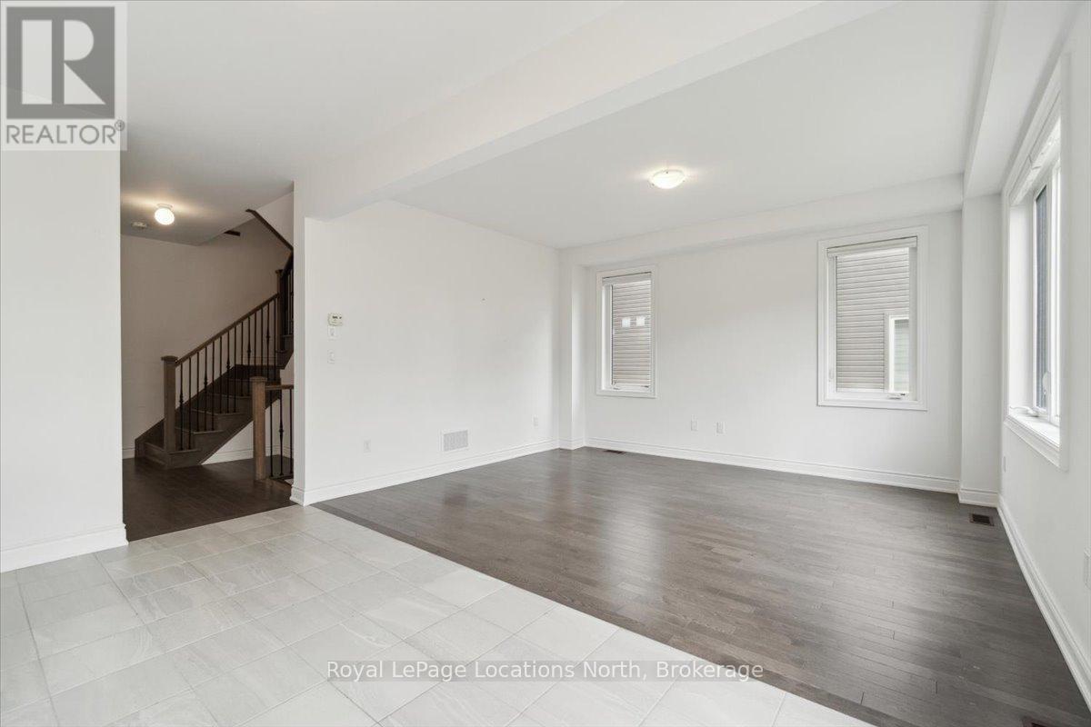 37 Autumn Drive, Wasaga Beach, Ontario  L9Z 0G8 - Photo 15 - S12215507
