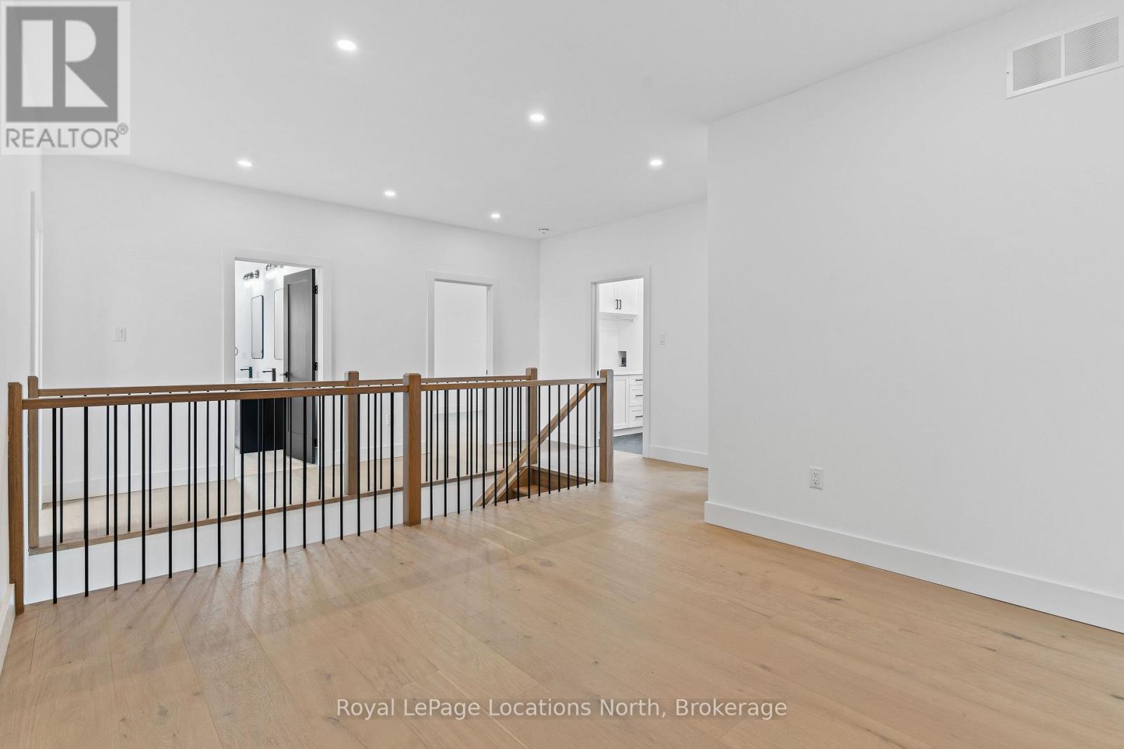 10906 County Road 10, Clearview, Ontario  L0M 1N0 - Photo 41 - S12216098