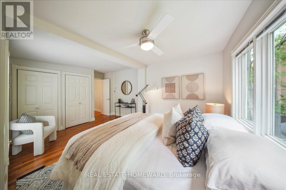 98 Sparkhall Avenue, Toronto (North Riverdale), Ontario  M4K 1G8 - Photo 17 - E12215949