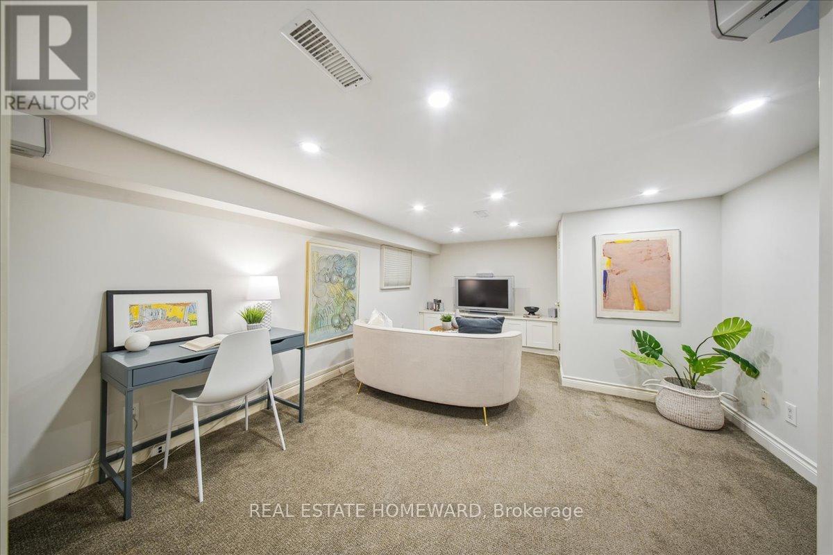 98 Sparkhall Avenue, Toronto (North Riverdale), Ontario  M4K 1G8 - Photo 24 - E12215949