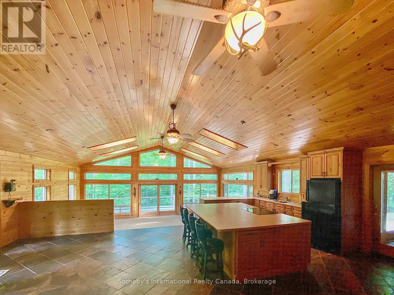 4 Amik Lane, Christian Island 30, Ontario  L9M 0A9 - Photo 5 - S12216392