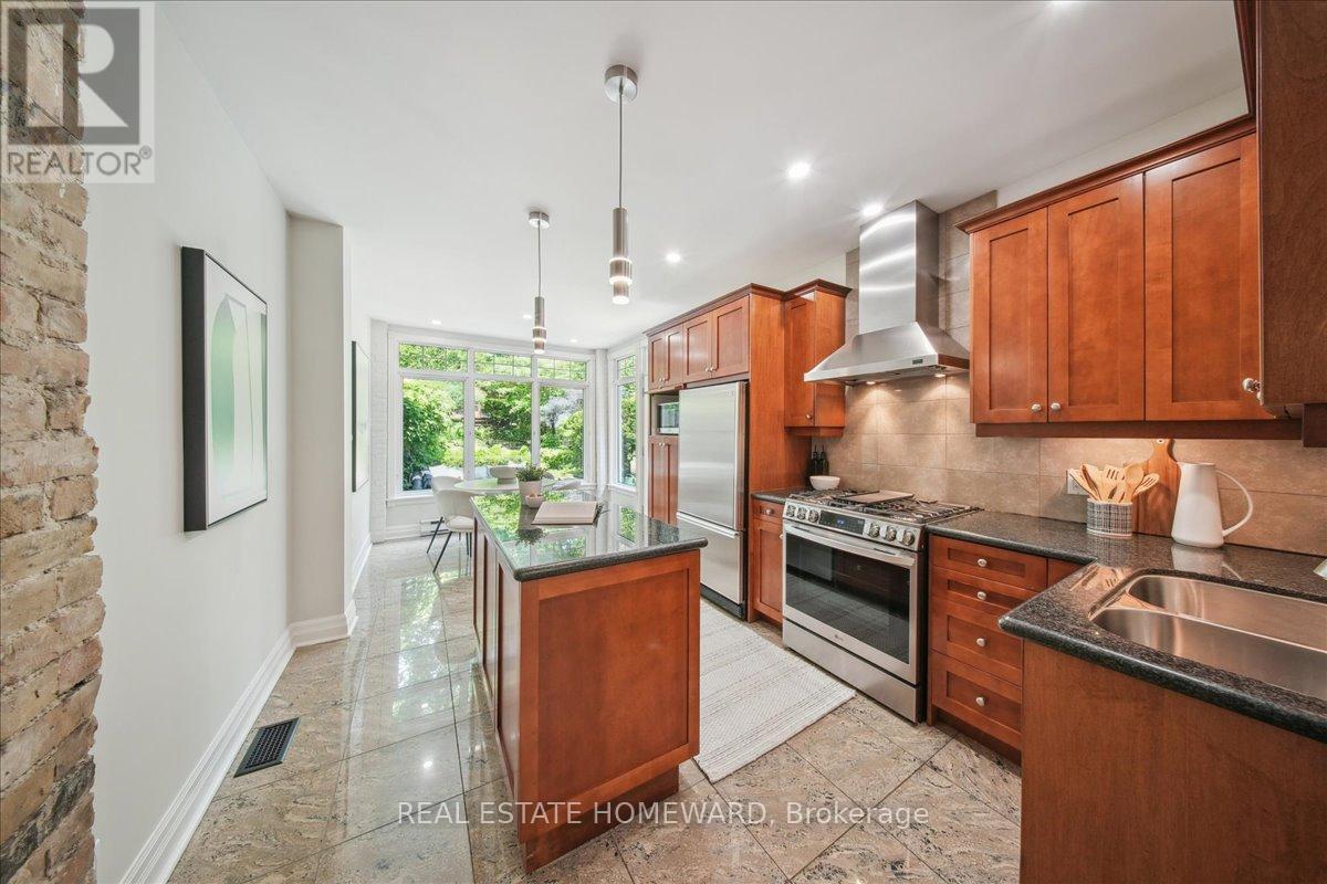 98 Sparkhall Avenue, Toronto (North Riverdale), Ontario  M4K 1G8 - Photo 8 - E12215949