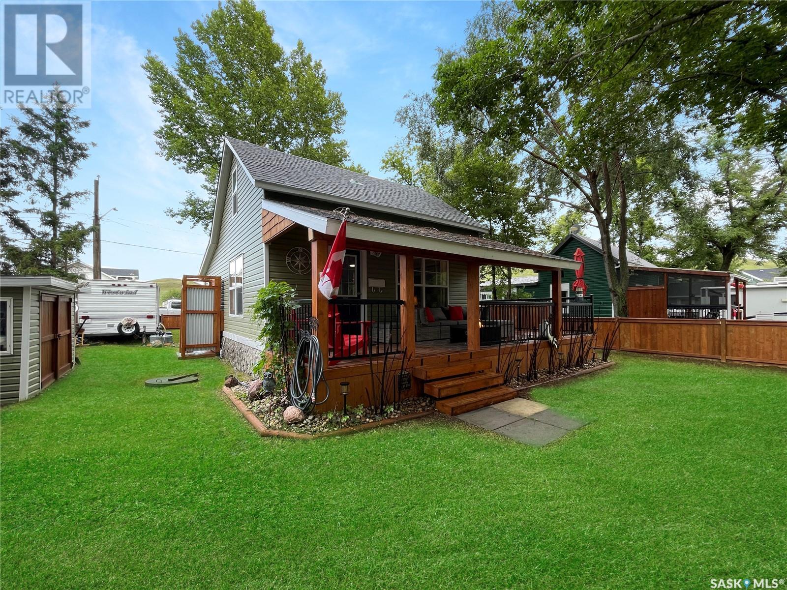 236 Janzen Drive, Lac Pelletier Rm No. 107, Saskatchewan  S0N 2Y0 - Photo 24 - SK009301