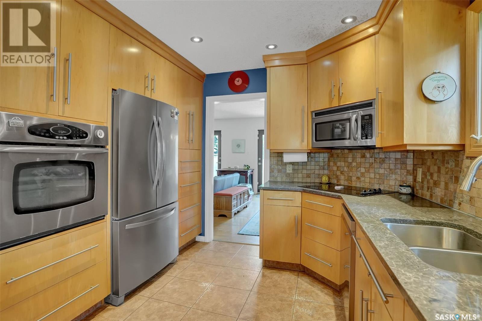 1102 Gryphons Walk, Regina, Saskatchewan  S4S 6X1 - Photo 10 - SK009142