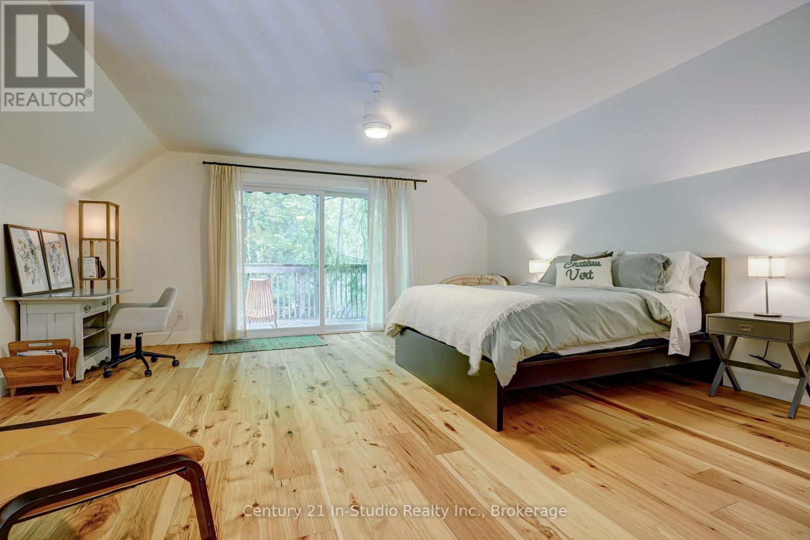 9 13th Avenue, South Bruce Peninsula, Ontario N0H 2T0 - Photo 23 - X12207867