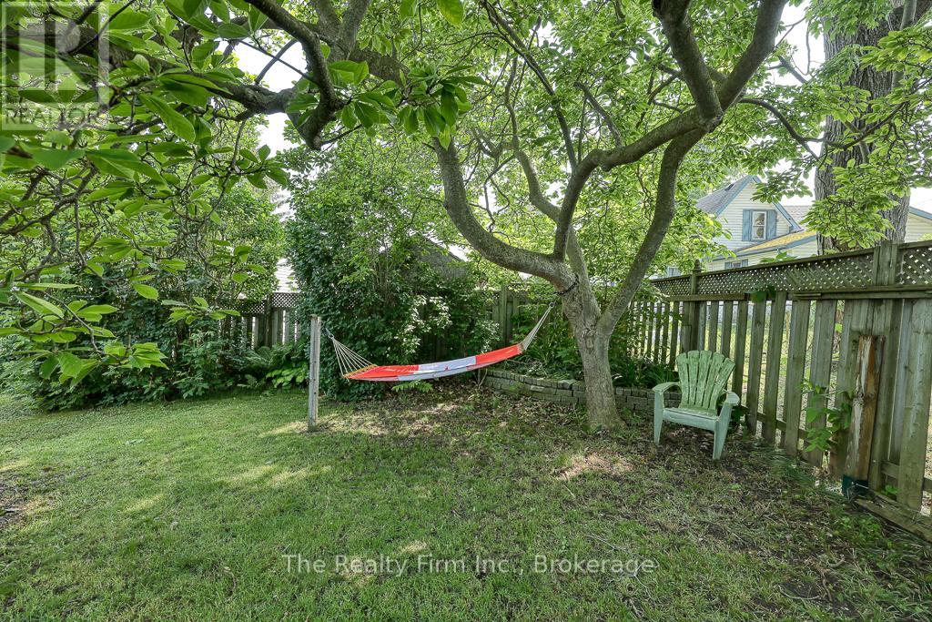 132 Charles Street E, Ingersoll, Ontario  N5C 1K1 - Photo 29 - X12215628
