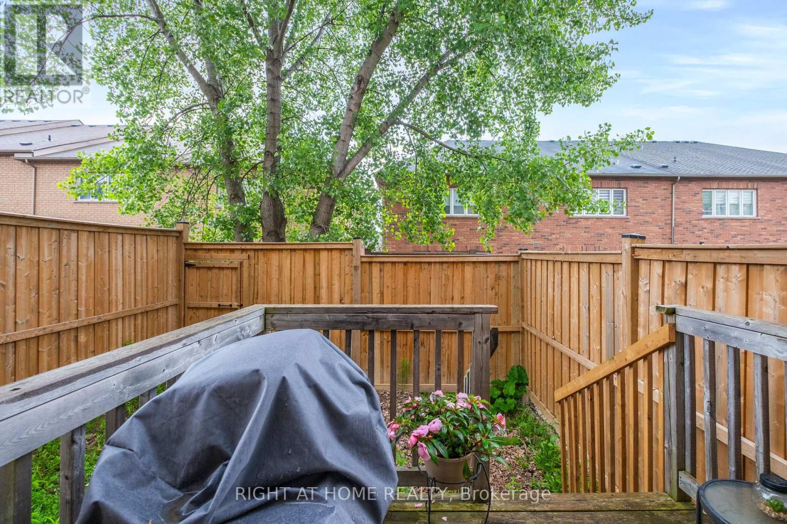 12 - 8777 Dufferin Street, Vaughan (Patterson), Ontario  L4J 8W3 - Photo 16 - N12215947