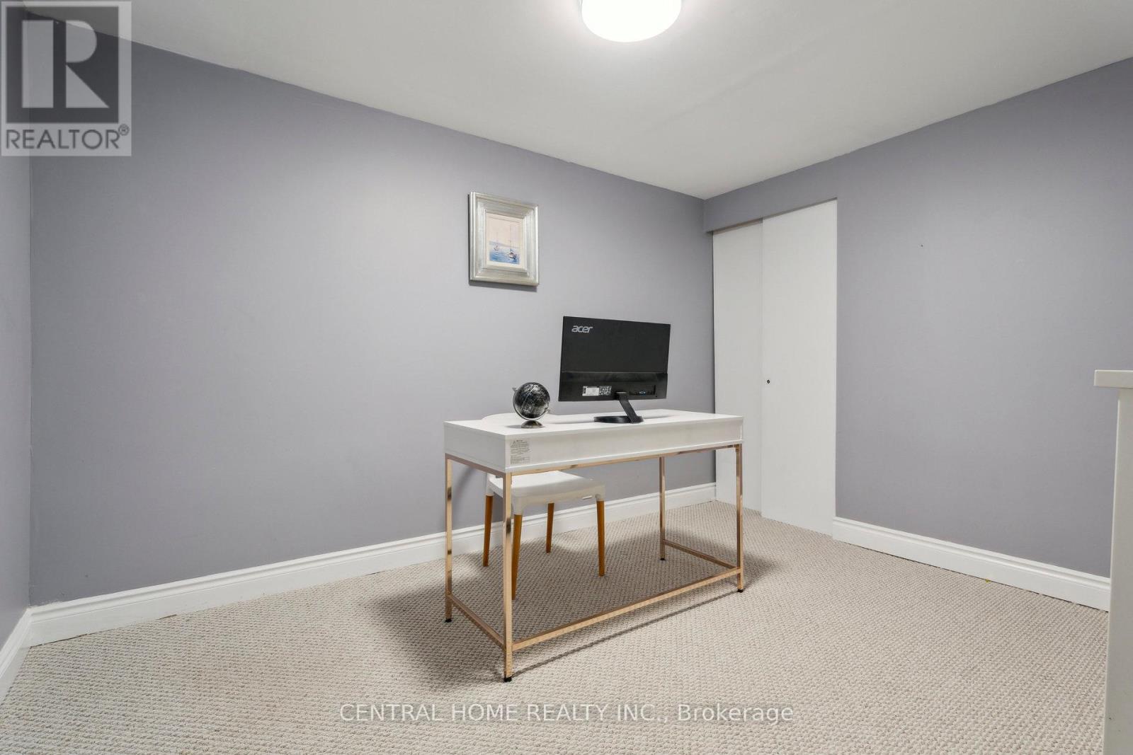 50 Metro Road S, Georgina (Keswick North), Ontario  L4P 3K8 - Photo 17 - N12214260