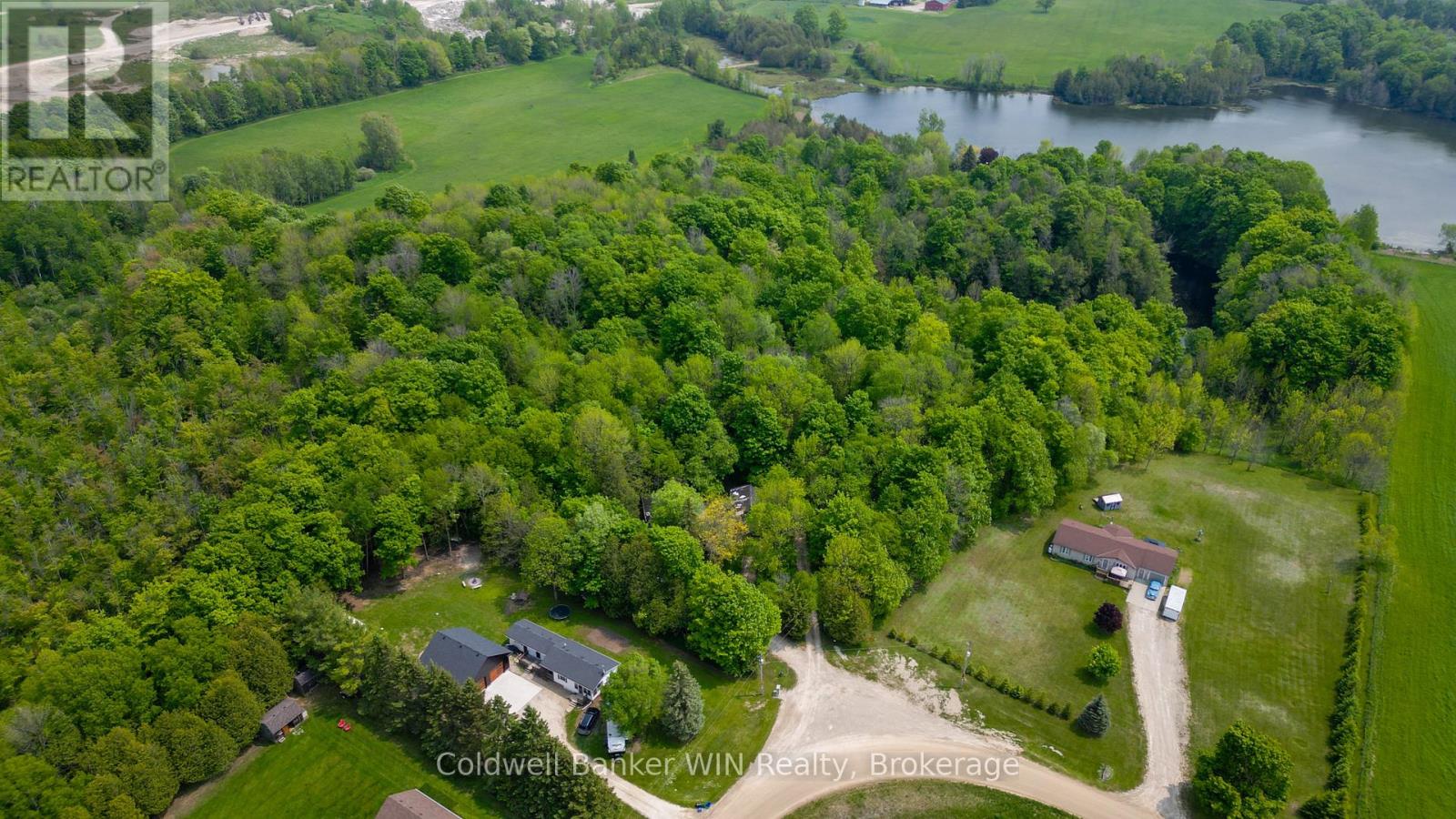 9609 O'dwyers Road, Minto, Ontario  N0G 1Z0 - Photo 32 - X12215858