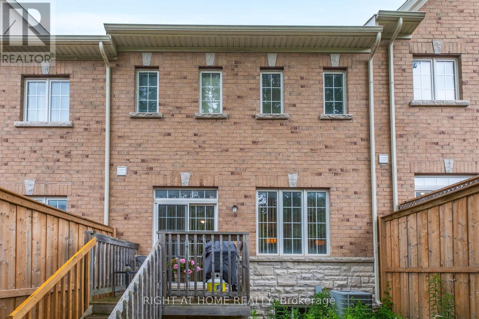 12 - 8777 Dufferin Street, Vaughan (Patterson), Ontario  L4J 8W3 - Photo 17 - N12215947
