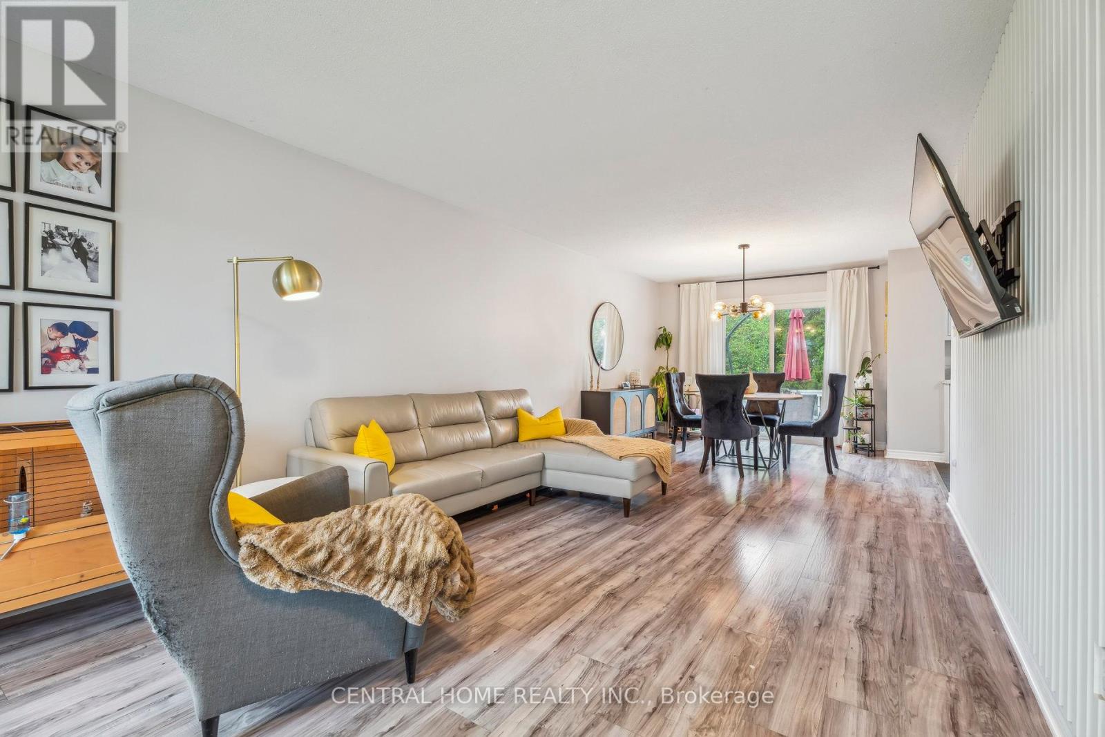 50 Metro Road S, Georgina (Keswick North), Ontario  L4P 3K8 - Photo 5 - N12214260