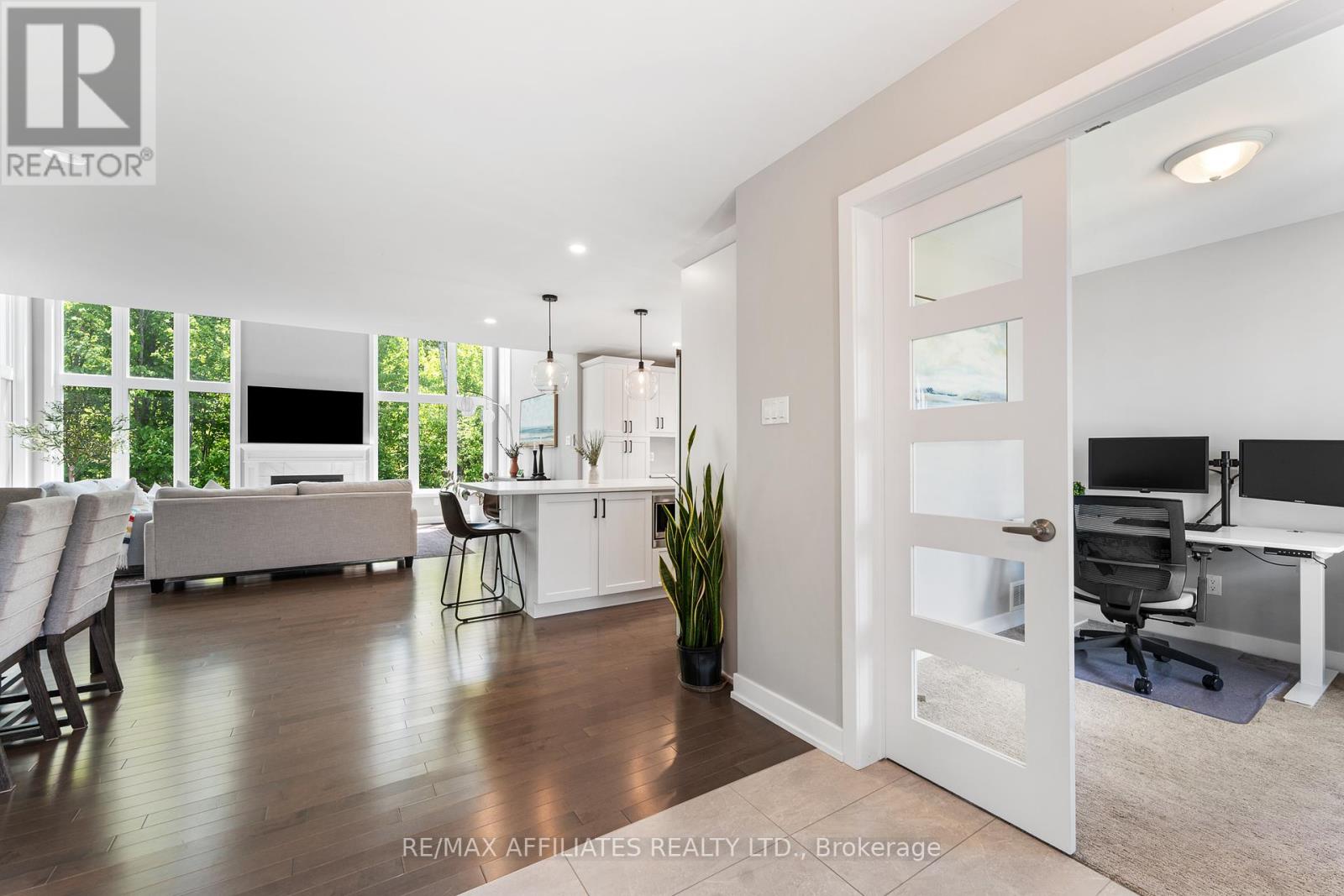 156 Hybrid Street, Russell, Ontario  K0A 1W0 - Photo 6 - X12180258