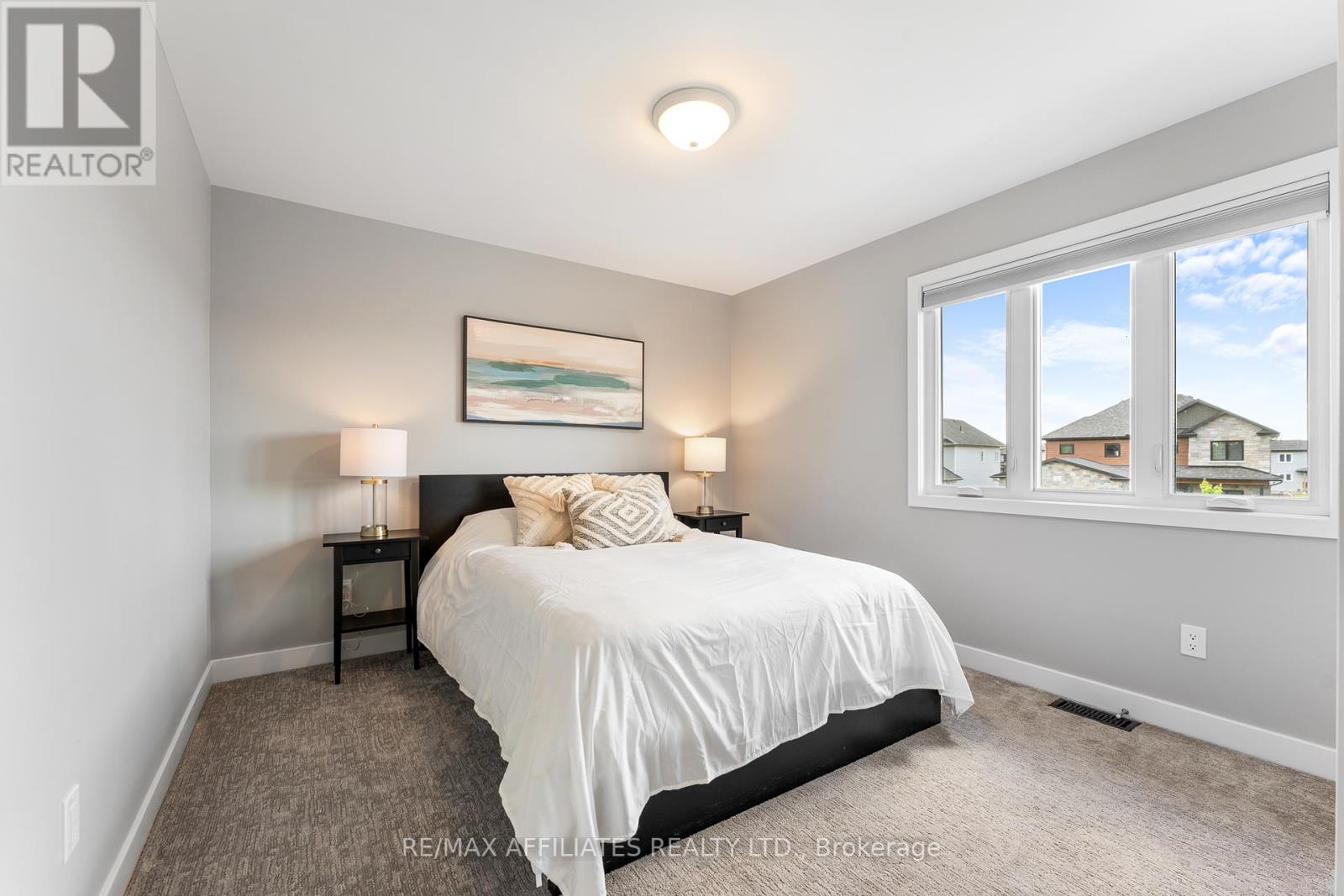 156 Hybrid Street, Russell, Ontario  K0A 1W0 - Photo 36 - X12180258