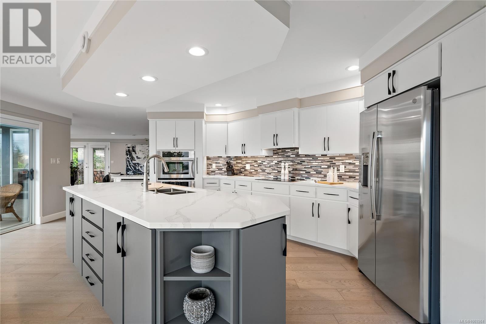 11096 Greenpark Dr, North Saanich, British Columbia  V8L 5N5 - Photo 18 - 1003261