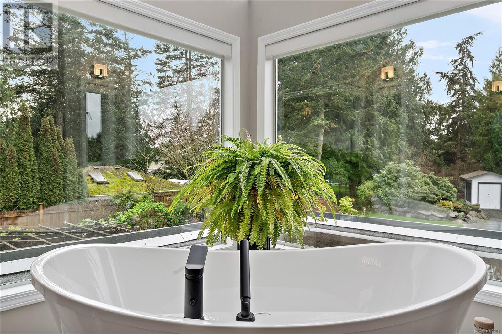 11096 Greenpark Dr, North Saanich, British Columbia  V8L 5N5 - Photo 37 - 1003261