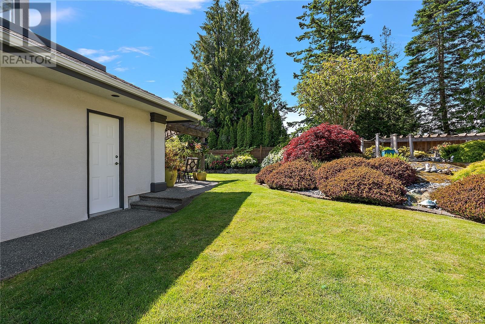 11096 Greenpark Dr, North Saanich, British Columbia  V8L 5N5 - Photo 59 - 1003261