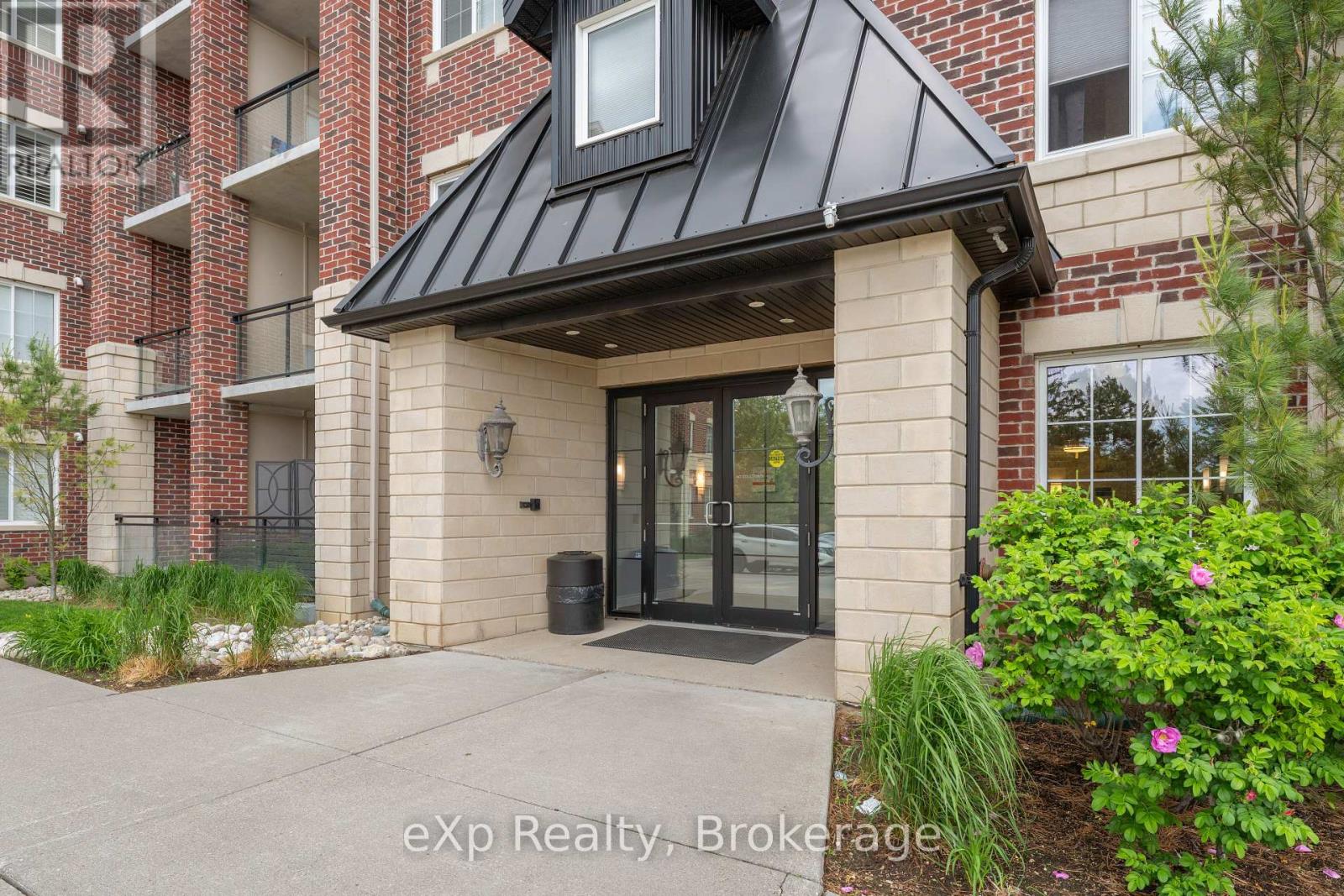 317 - 1440 Gordon Street, Guelph, Ontario  N1L 1C8 - Photo 3 - X12215867