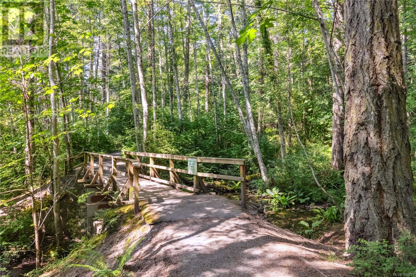 1 981 Fir Tree Glen, Saanich, British Columbia  V8X 5B8 - Photo 50 - 1002573