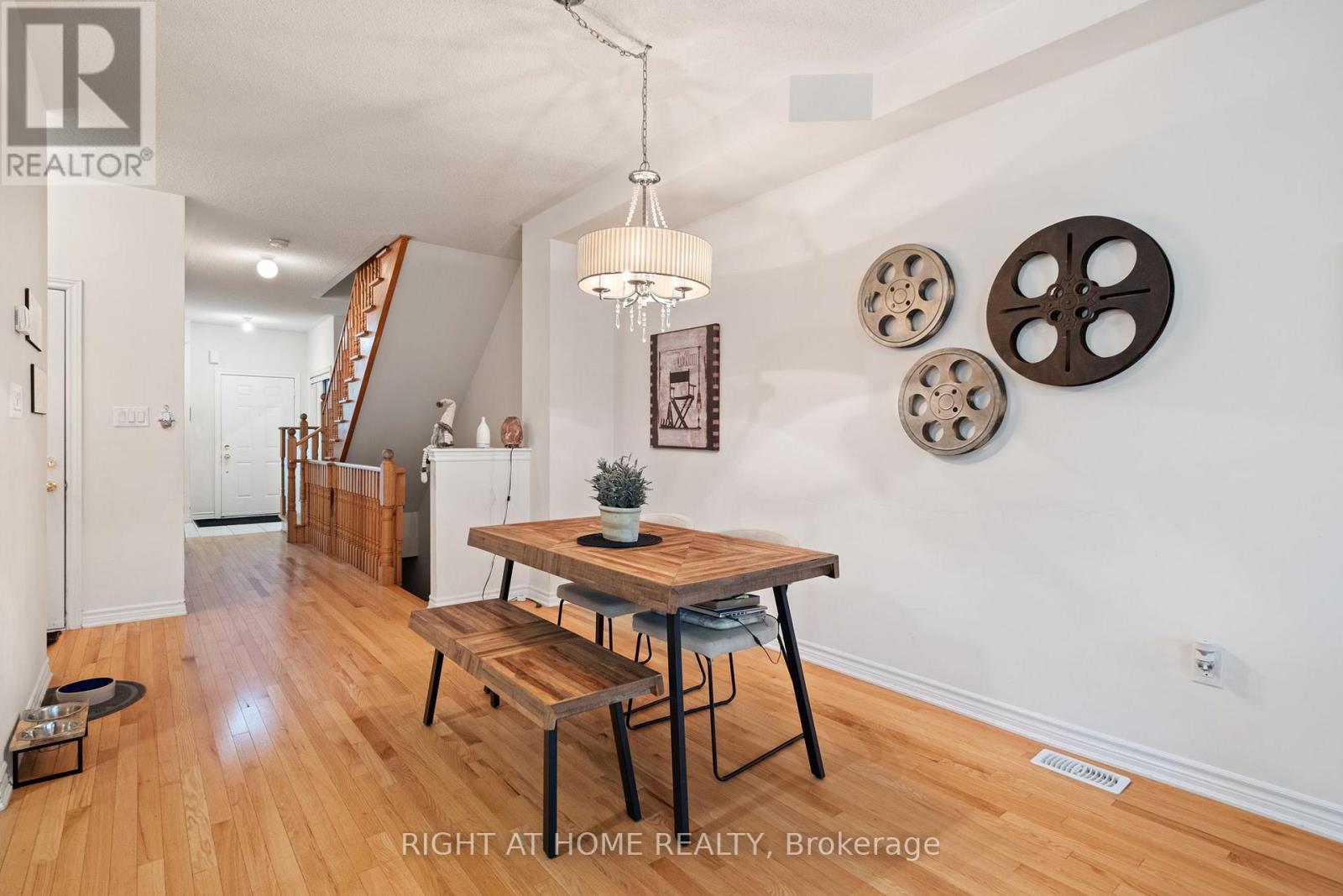 12 - 8777 Dufferin Street, Vaughan (Patterson), Ontario  L4J 8W3 - Photo 7 - N12215947