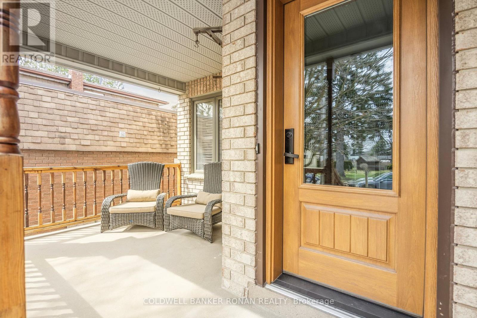 14 Albert Street E, New Tecumseth (Alliston), Ontario  L9R 1J4 - Photo 8 - N12216013