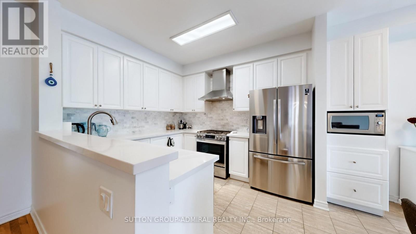 93 Windrow Street, Richmond Hill (Jefferson), Ontario  L4E 0Y1 - Photo 6 - N12216040