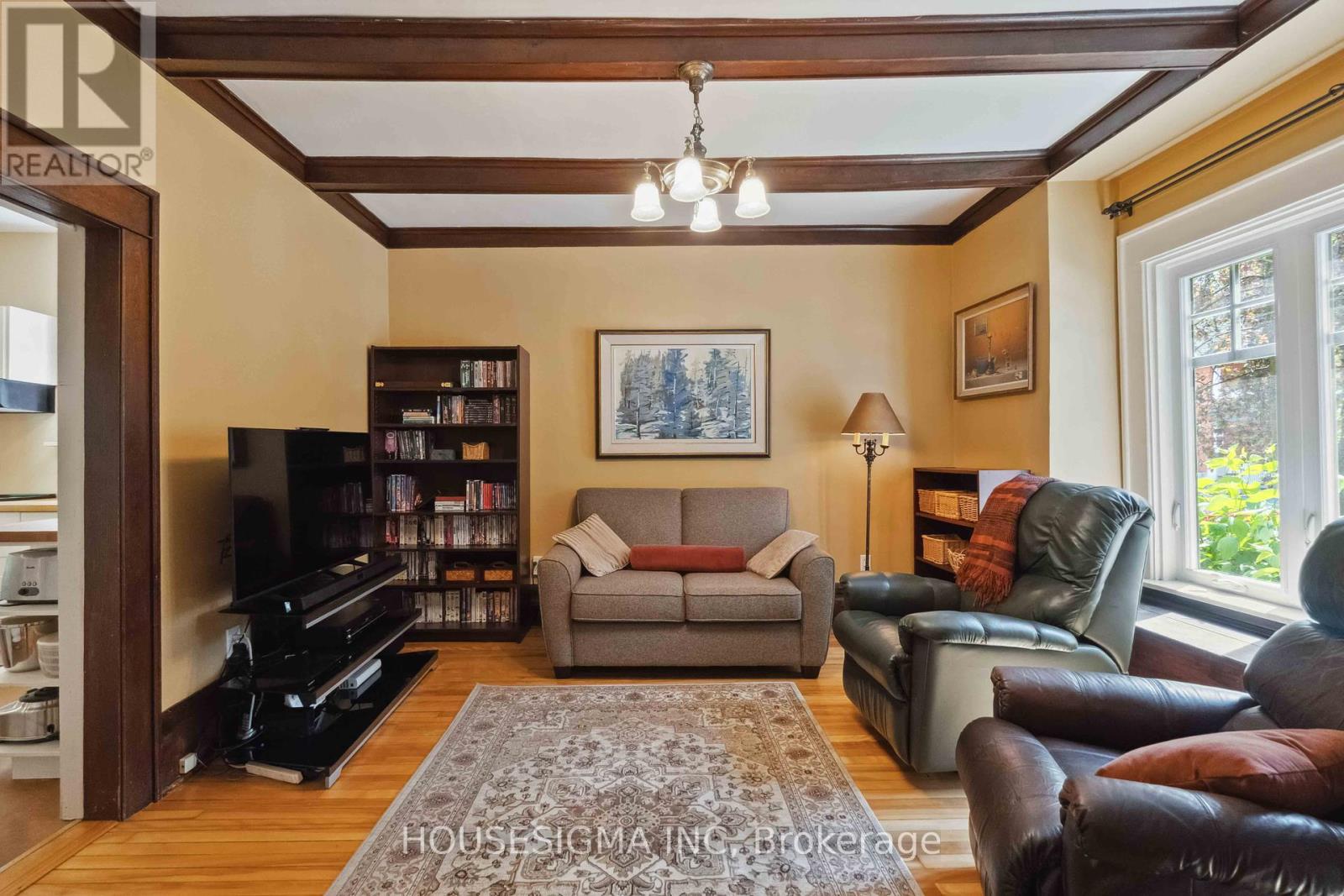 19 Oakland Avenue, Ottawa, Ontario  K1S 2T1 - Photo 10 - X12215795