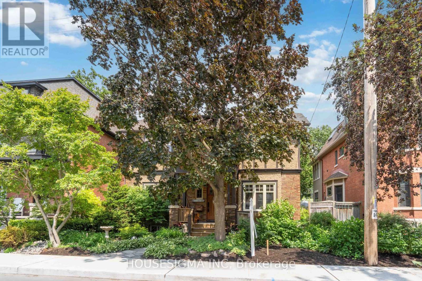 19 Oakland Avenue, Ottawa, Ontario  K1S 2T1 - Photo 2 - X12215795