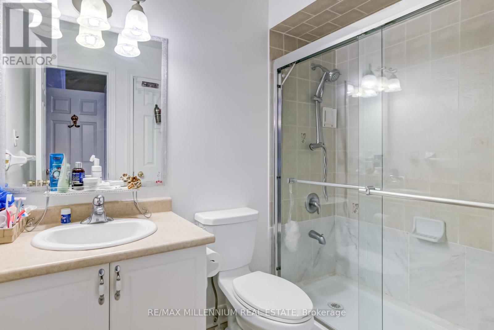 76 Vellore Avenue, Vaughan (Vellore Village), Ontario  L4H 2W7 - Photo 32 - N12216070