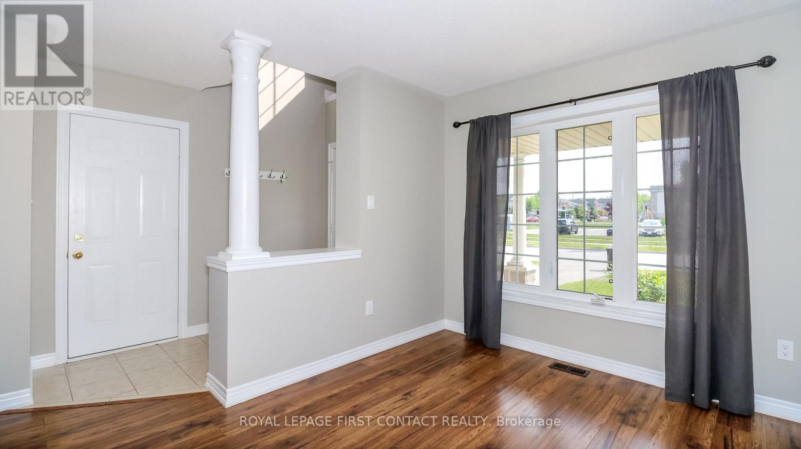 184 Maplewood Drive, Essa (Angus), Ontario  L0M 1B4 - Photo 7 - N12216015