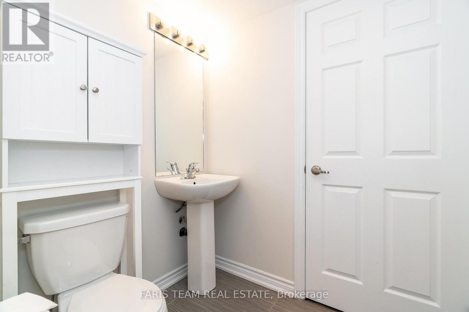 224 Appleton Court, Newmarket (Central Newmarket), Ontario  L3Y 0B8 - Photo 25 - N12216086