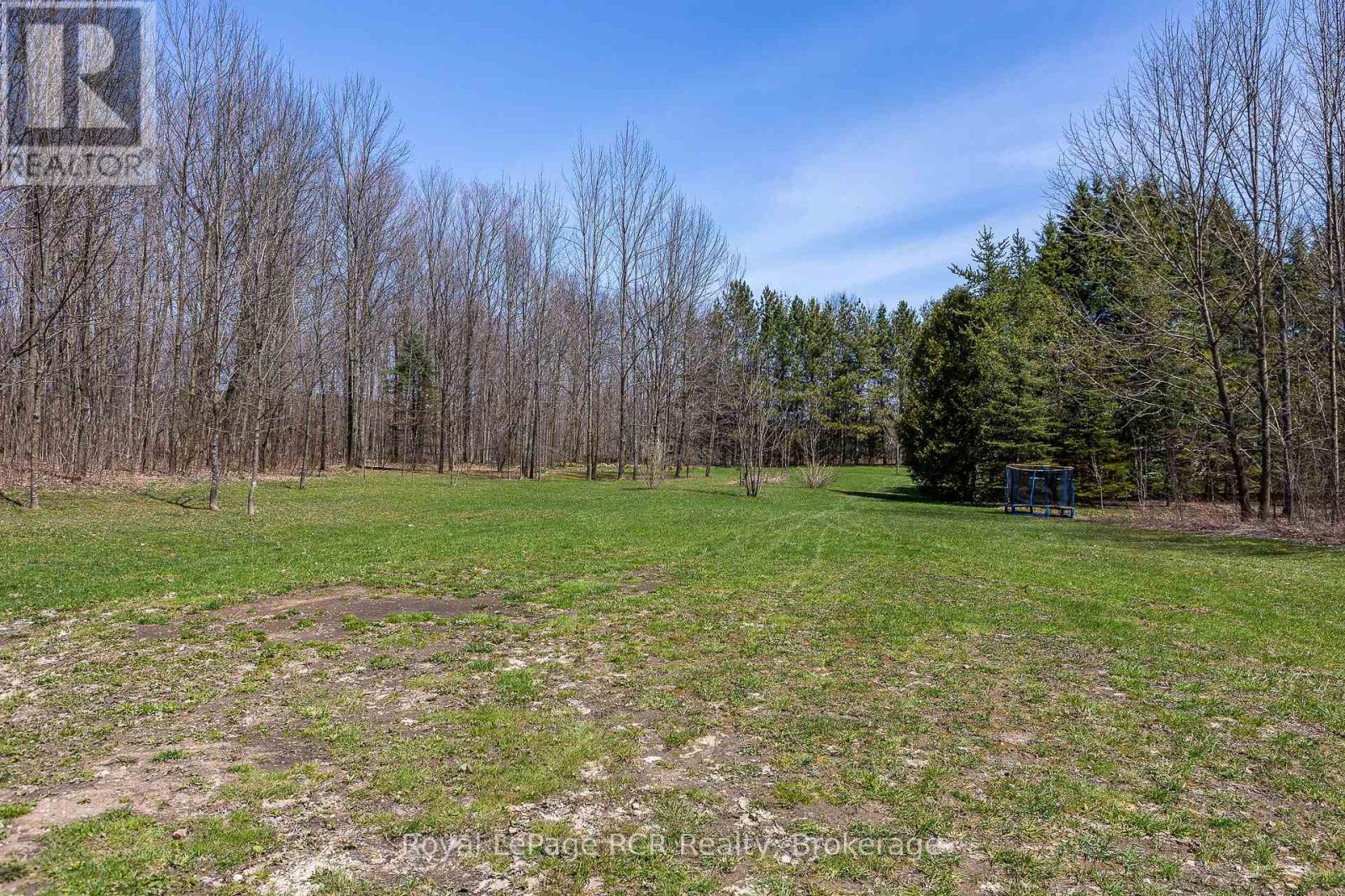 126 West Street, Georgian Bluffs, Ontario  N4K 5N7 - Photo 13 - X12215967