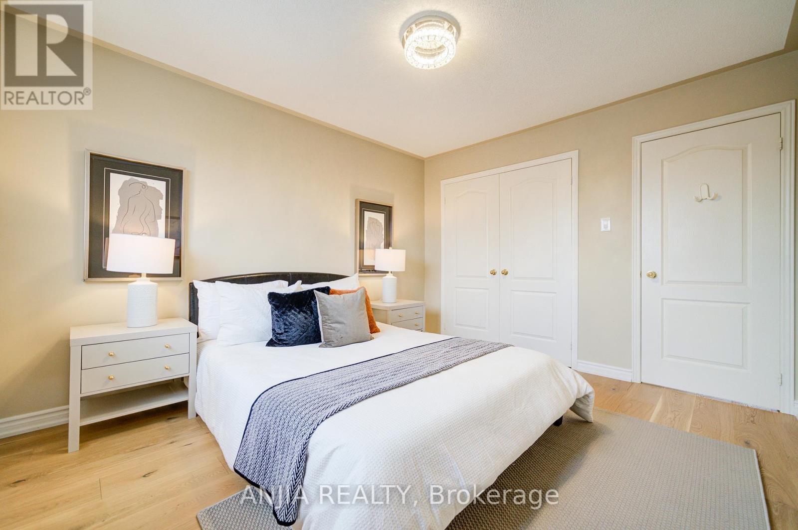 117 Redondo Drive, Vaughan (Beverley Glen), Ontario  L4J 7S6 - Photo 32 - N12216116