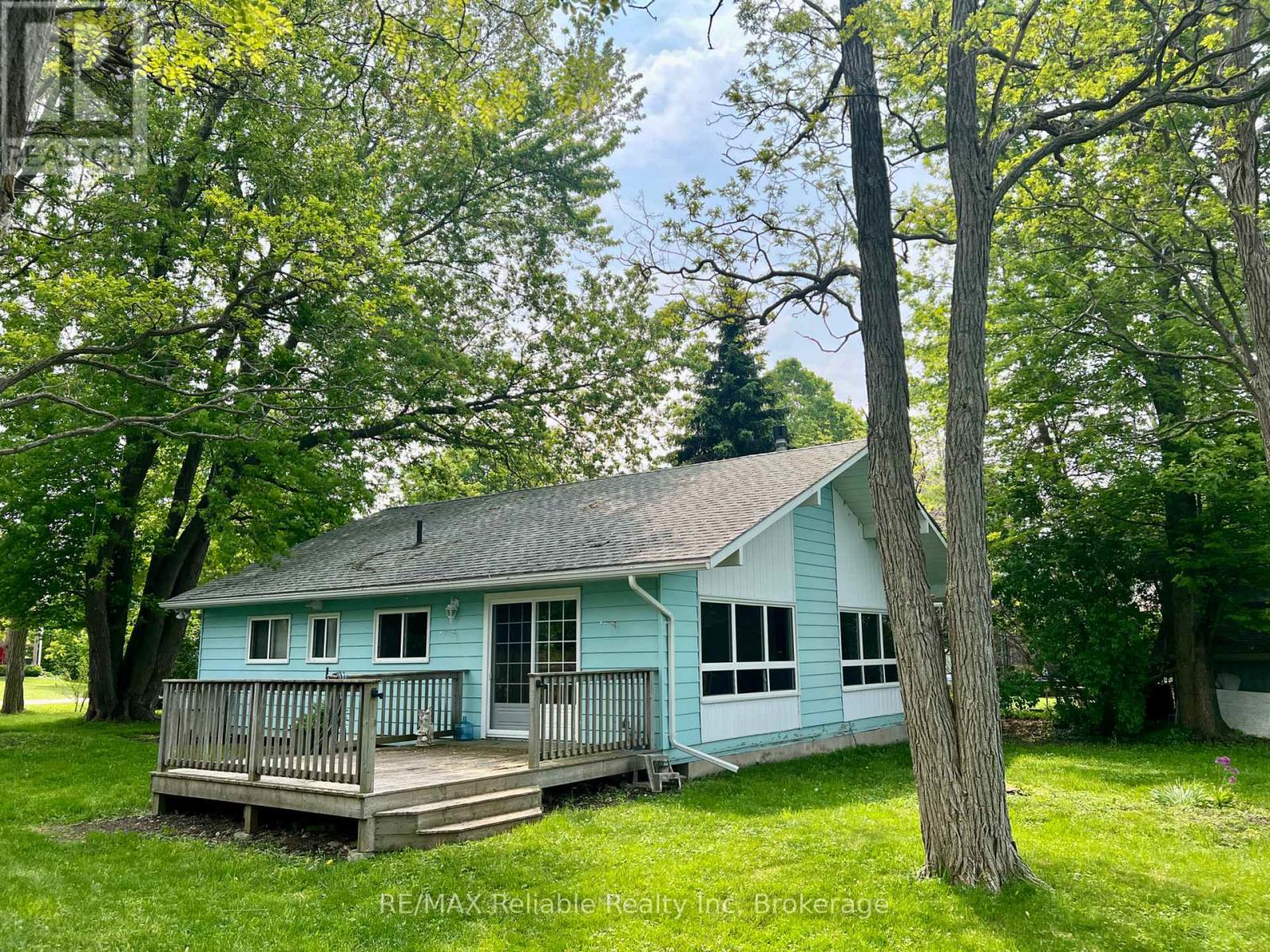 77543 Melena Drive, Bluewater (Bayfield), Ontario  N0M 1G0 - Photo 43 - X12216016