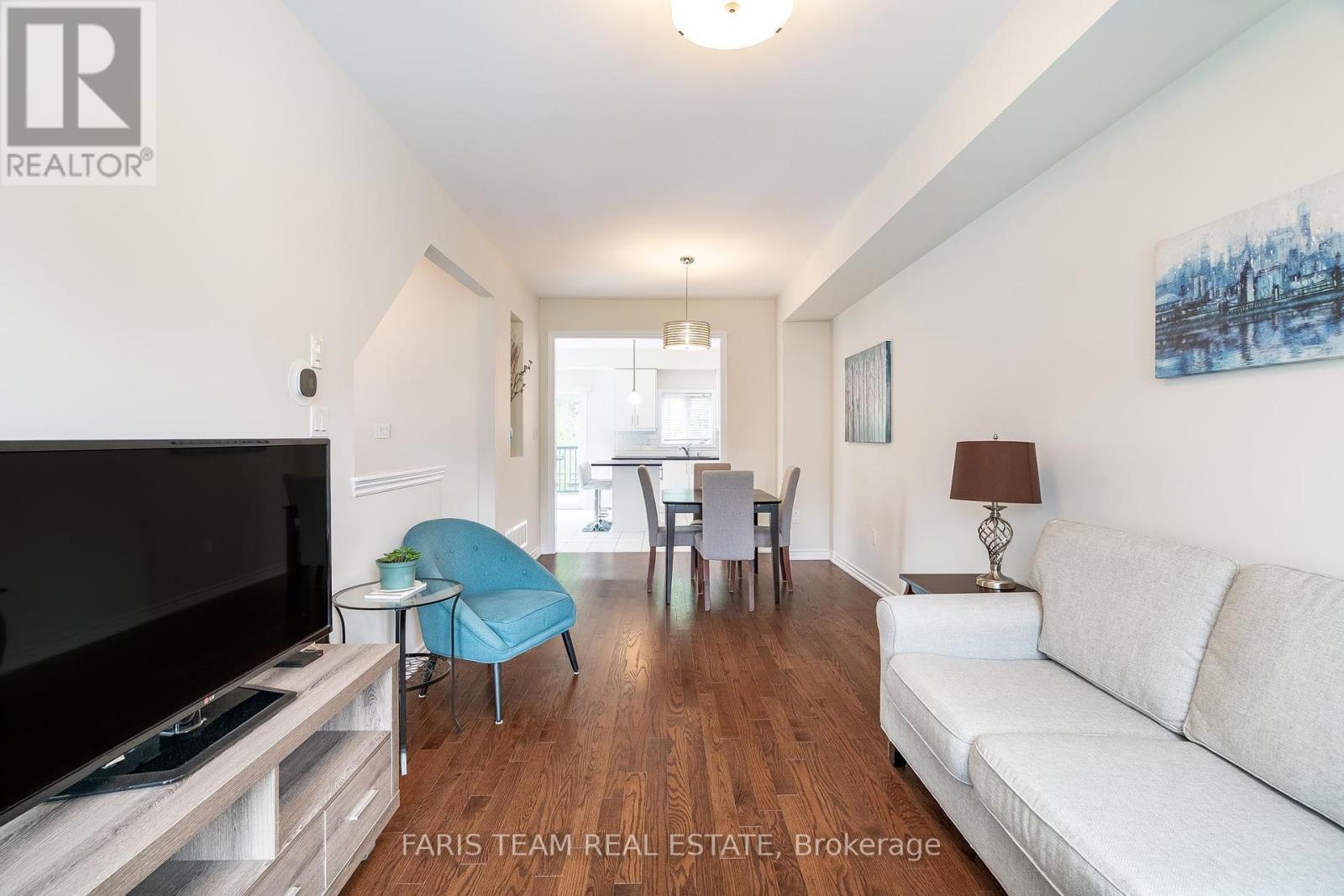 224 Appleton Court, Newmarket (Central Newmarket), Ontario  L3Y 0B8 - Photo 15 - N12216086