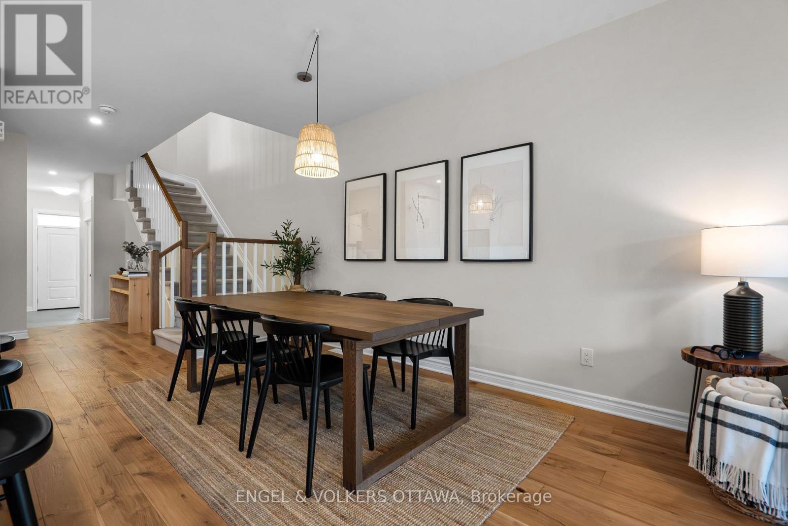 523 Manhattan Court, Russell, Ontario  K4R 0G1 - Photo 25 - X12215981