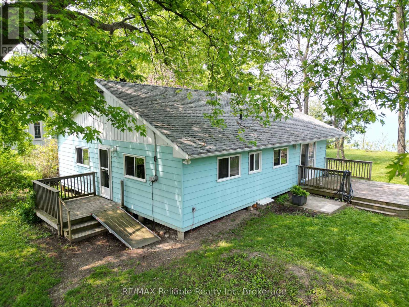 77543 Melena Drive, Bluewater (Bayfield), Ontario  N0M 1G0 - Photo 3 - X12216016