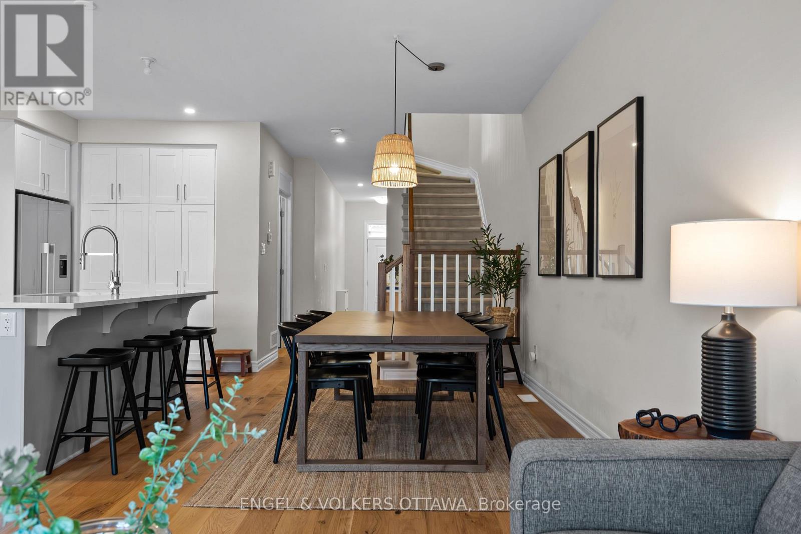 523 Manhattan Court, Russell, Ontario  K4R 0G1 - Photo 24 - X12215981
