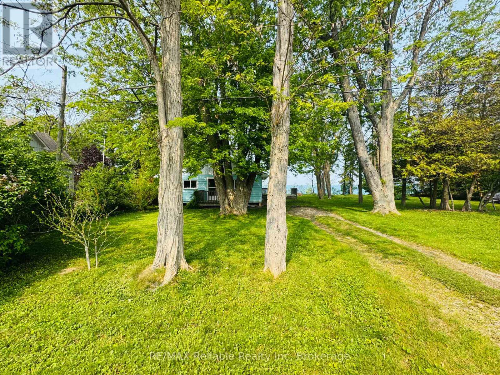 77543 Melena Drive, Bluewater (Bayfield), Ontario  N0M 1G0 - Photo 40 - X12216016