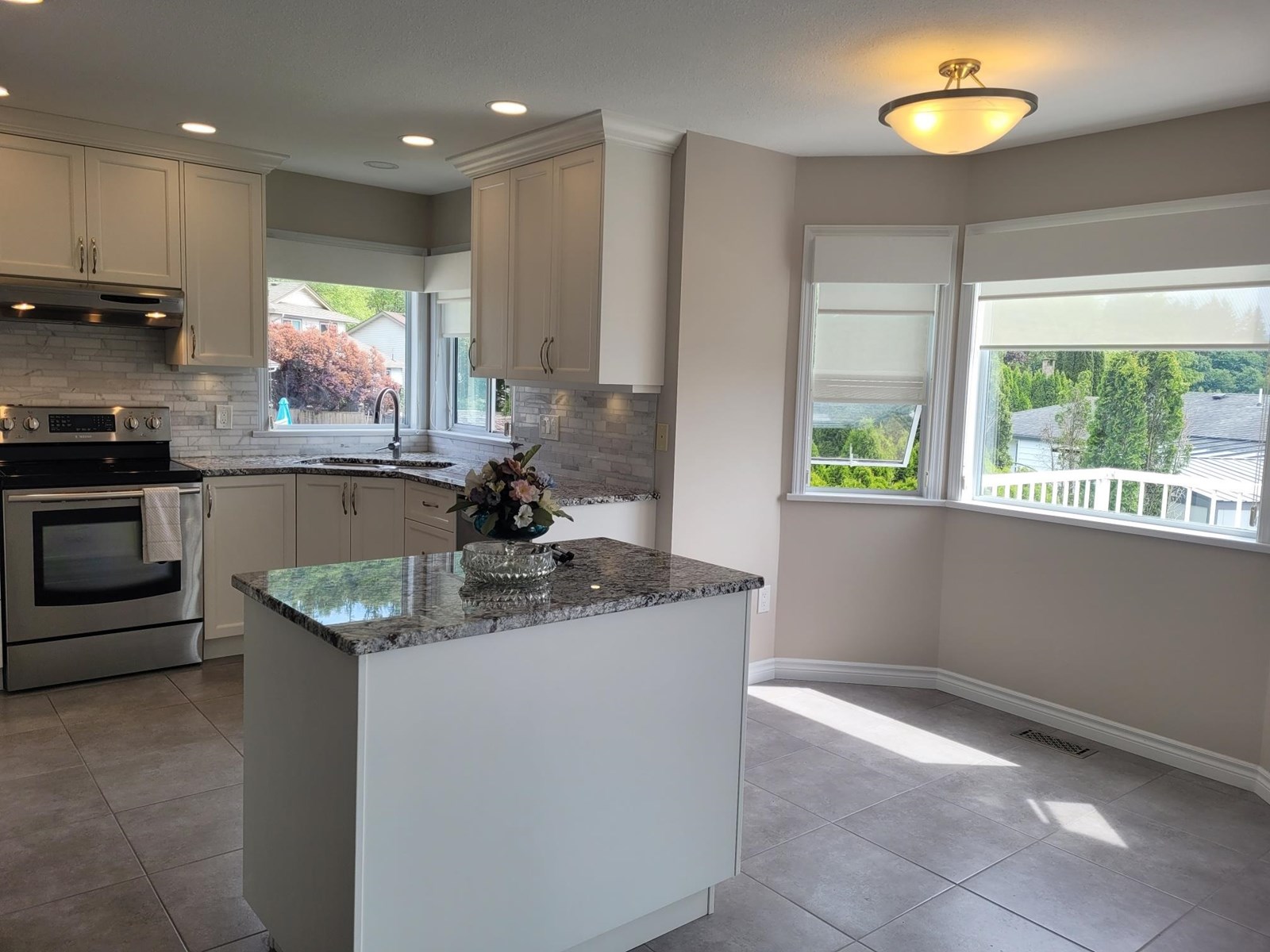 3015 Cassiar Avenue, Abbotsford, British Columbia  V2S 6B7 - Photo 4 - R3014585