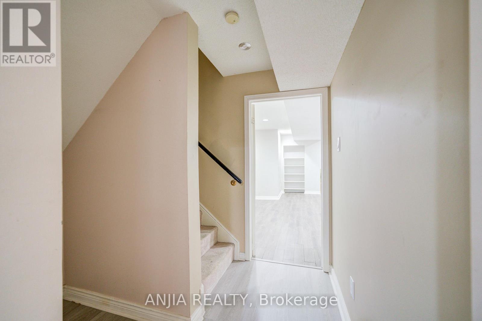 117 Redondo Drive, Vaughan (Beverley Glen), Ontario  L4J 7S6 - Photo 37 - N12216116
