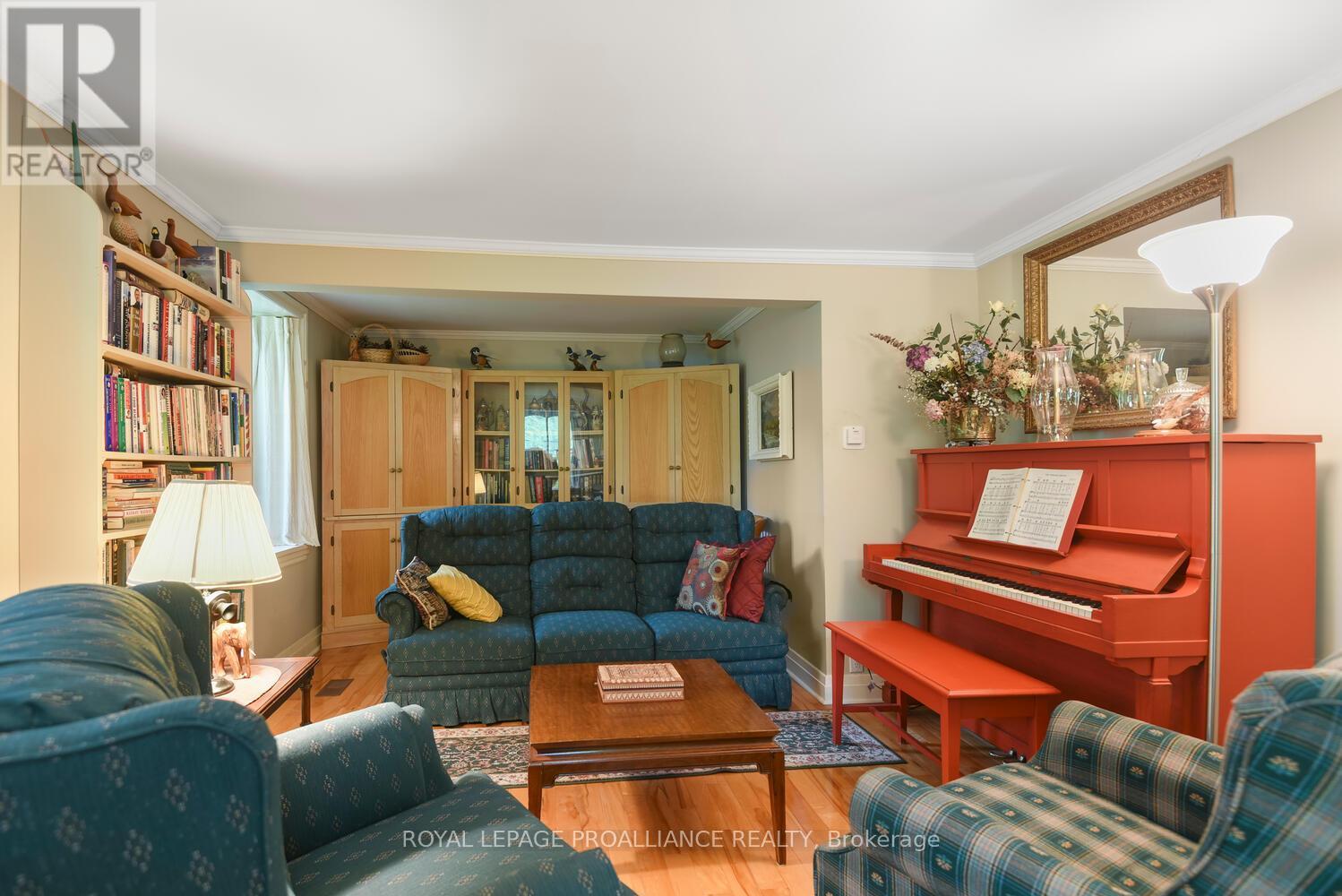 3646 Maple Avenue, Augusta, Ontario  K0E 1T0 - Photo 12 - X12216521