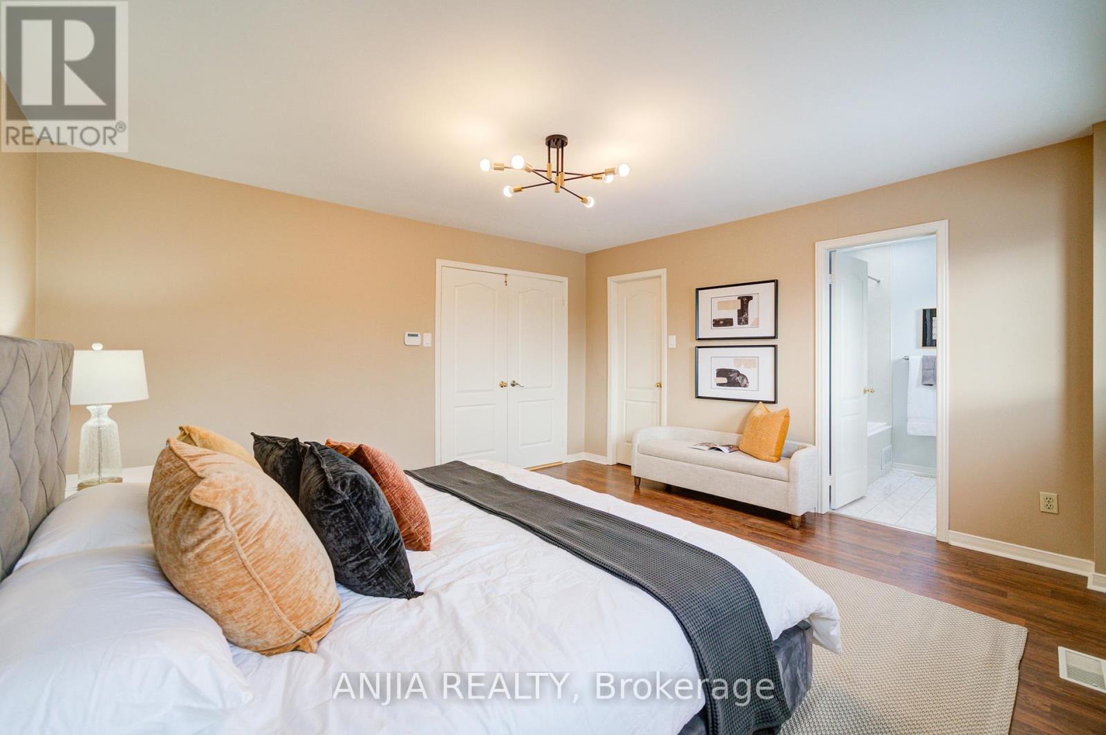 117 Redondo Drive, Vaughan (Beverley Glen), Ontario  L4J 7S6 - Photo 24 - N12216116