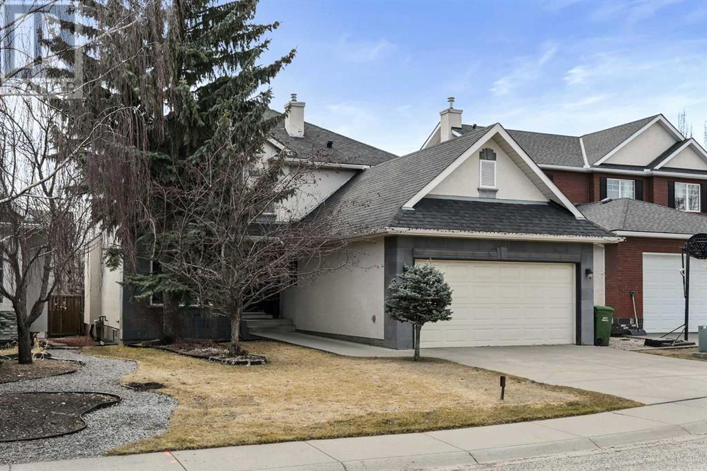 Property at 41 Strathridge Crescent SW image 2
