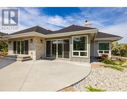 2632 FORSYTH Drive, penticton, British Columbia