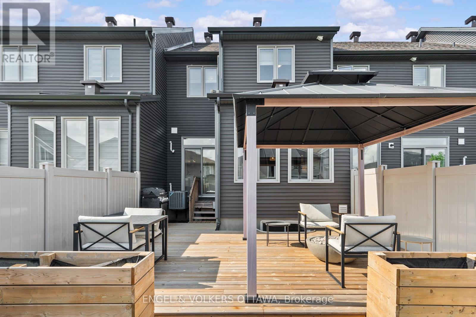 523 Manhattan Court, Russell, Ontario  K4R 0G1 - Photo 49 - X12215981
