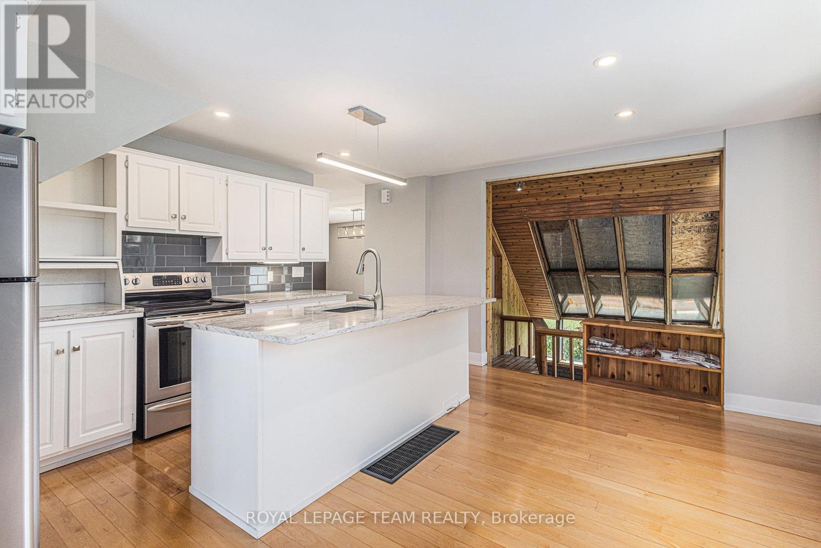3455 Donnelly Drive, Ottawa, Ontario  K0G 1J0 - Photo 9 - X12215915