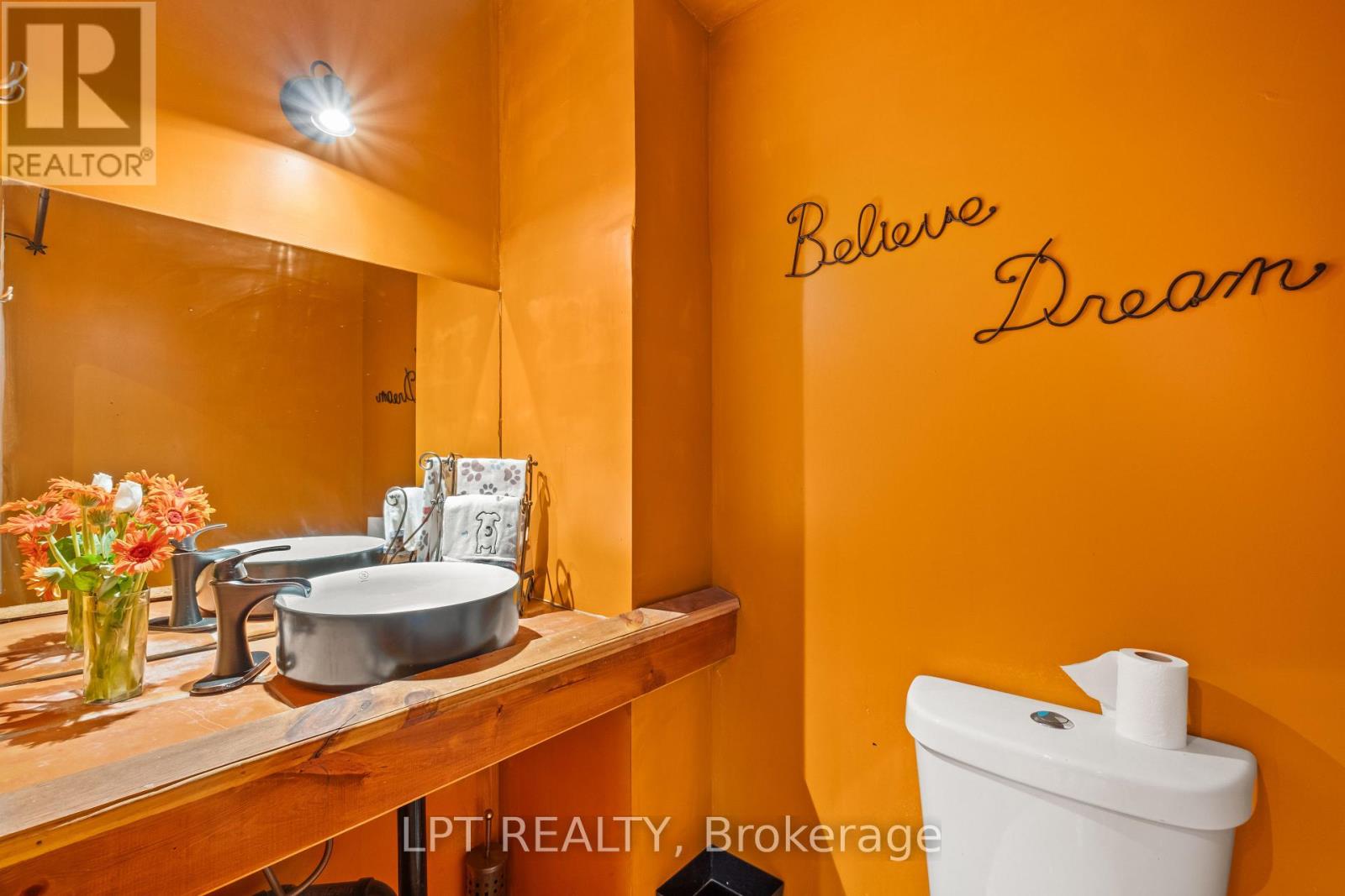 277 Brock Street, Gananoque, Ontario  K7G 1K5 - Photo 22 - X12216068