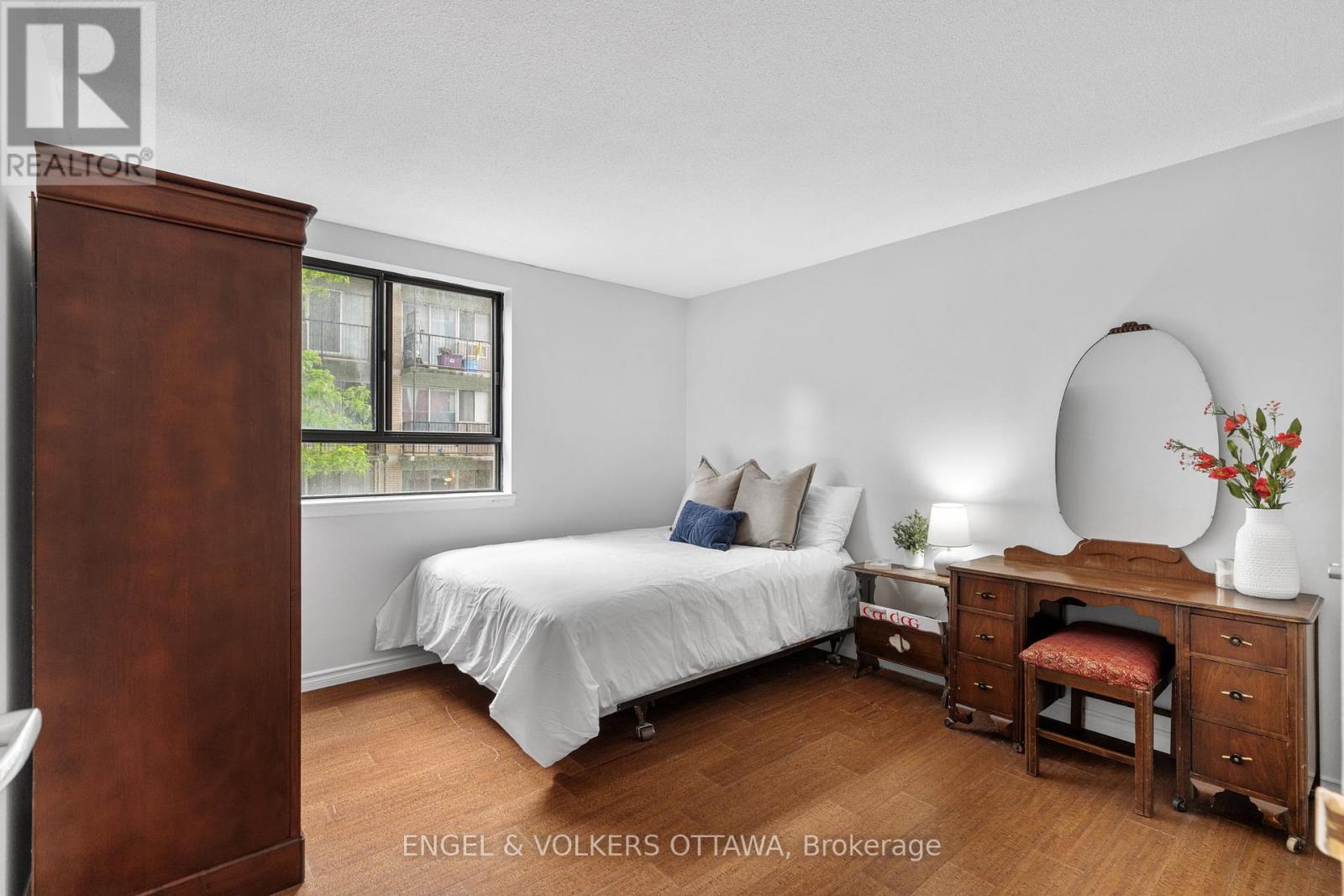 406 - 470 Laurier Avenue W, Ottawa, Ontario  K1R 7W9 - Photo 24 - X12216043